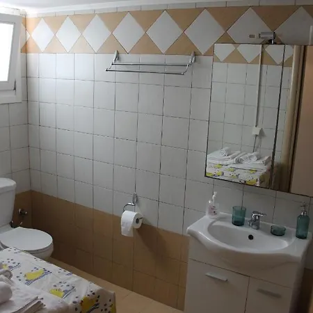 Captain's Apartment Ermoupoli