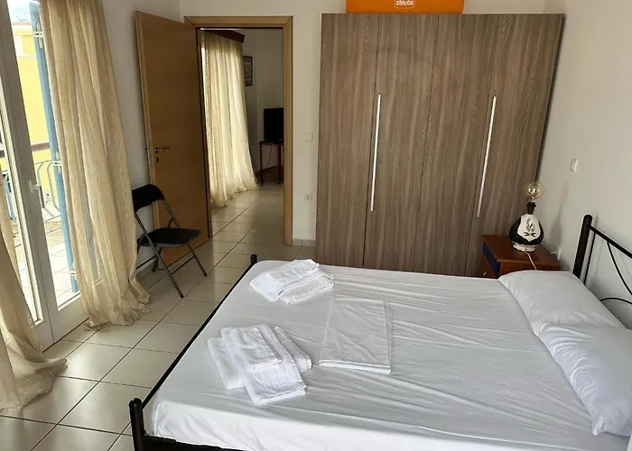 Captain's * Ερμούπολη